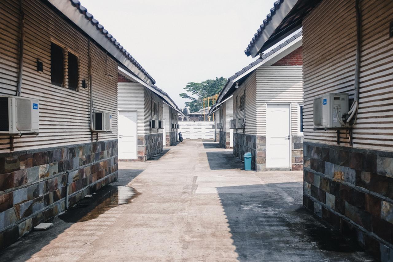 RedDoorz near Sirkuit Sentul Hotel Bogor Buitenkant foto