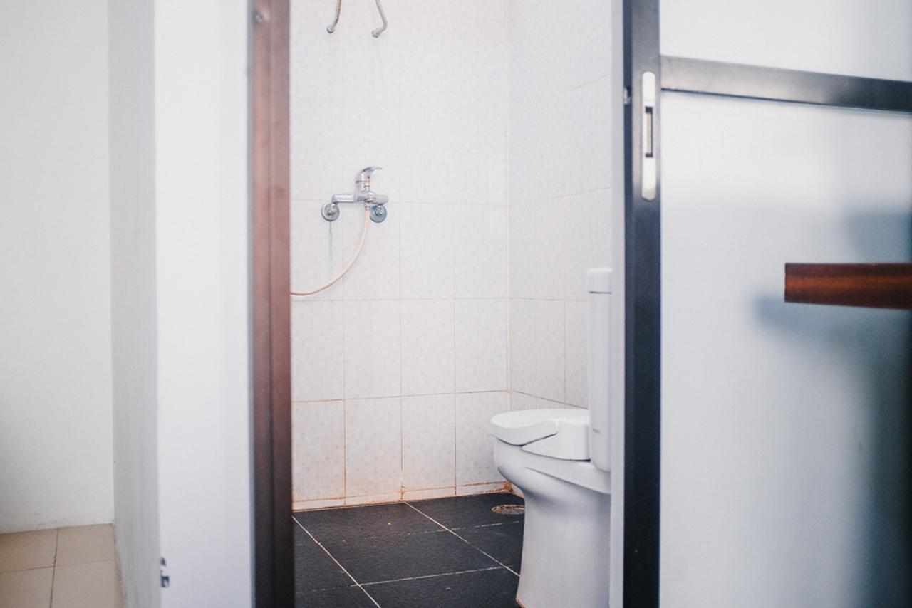 RedDoorz near Sirkuit Sentul Hotel Bogor Buitenkant foto